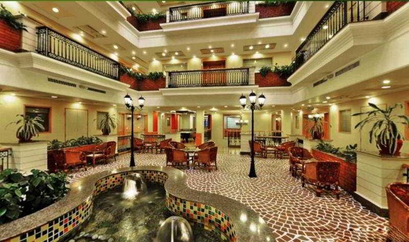 Savoy Suites Noida Interior foto